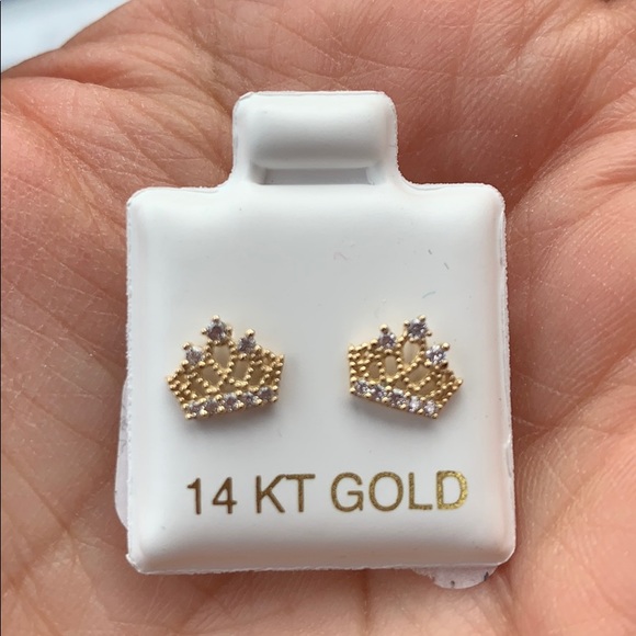 Solid 14k yellow gold princess Crown Earrings kid. - Picture 3 of 8